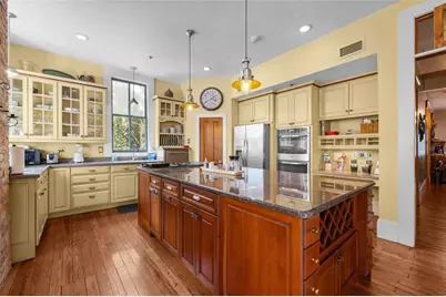 221 SE 7th Street, Gainesville, FL 32601 - Photo 9