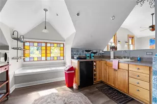 221 SE 7th St, Gainesville, FL 32601 - Photo 21