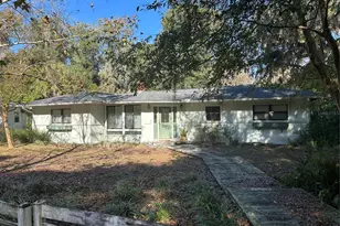 6116 Trout St, Melrose, FL 32666 - Photo 1