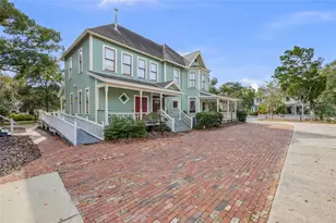 205 SE 7th St, Gainesville, FL 32601 - Photo 5