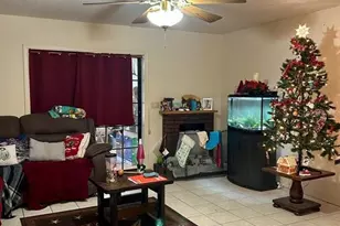 8341 W Oak St, Crystal River, FL 34428 - Photo 9