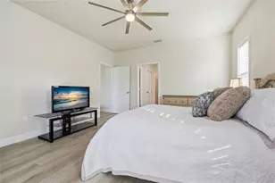 1402 SW 67th Dr, Gainesville, FL 32607 - Photo 11