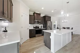 1402 SW 67th Dr, Gainesville, FL 32607 - Photo 7