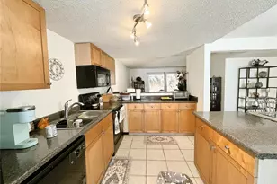 1810 NW 23rd Blvd, Gainesville, FL 32605 - Photo 9