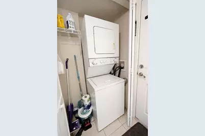 1810 NW 23rd Boulevard #219, Gainesville, FL 32605 - Photo 23