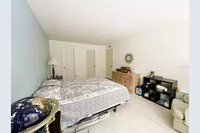 1810 NW 23rd Boulevard #219, Gainesville, FL 32605 - Photo 23