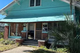 102 NW 7th St, Gainesville, FL 32601 - Photo 3