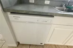 2306 SW 42nd Dr, Gainesville, FL 32607 - Photo 5