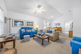 719 Town Ct, Bronson, FL 32621 - Photo 9