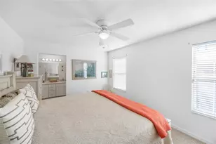 719 Town Ct, Bronson, FL 32621 - Photo 19