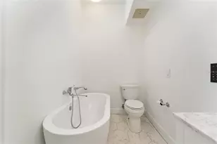 201 SE 2nd Ave, Gainesville, FL 32601 - Photo 35