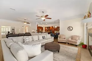 1821 SW 110th St, Gainesville, FL 32607 - Photo 15