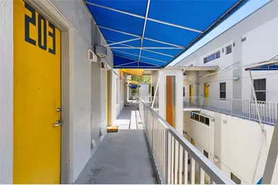 2515 SW 35th Place #203, Gainesville, FL 32608 - Photo 5