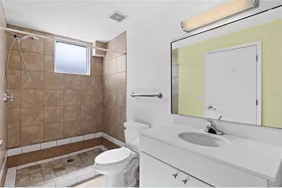 2515 SW 35th Place #203, Gainesville, FL 32608 - Photo 17