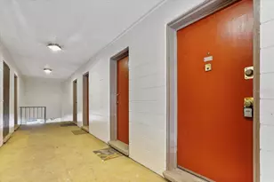 1700 SW 16th Ct, Gainesville, FL 32608 - Photo 3