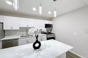 1700 SW 16th Ct, Gainesville, FL 32608 - Photo 7