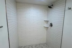 4805 Alt 19, Palm Harbor, FL 34683 - Photo 19