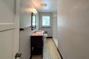 204 NW 18th St, Gainesville, FL 32603 - Photo 13