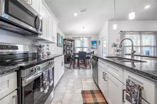 25034 SW 24th Pl, Newberry, FL 32669 - Photo 17