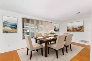 560 E Country Club Dr, Williston, FL 32696 - Photo 13