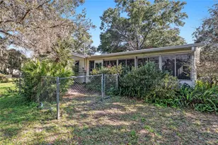 560 E Country Club Dr, Williston, FL 32696 - Photo 57