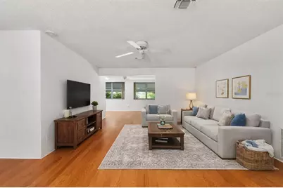 560 E Country Club Drive, Williston, FL 32696 - Photo 9