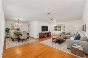 560 E Country Club Dr, Williston, FL 32696 - Photo 7