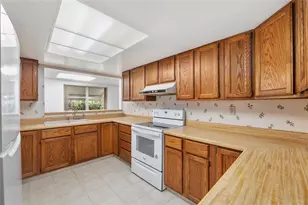 560 E Country Club Dr, Williston, FL 32696 - Photo 23