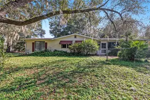 560 E Country Club Dr, Williston, FL 32696 - Photo 59