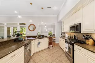 3773 SW 21st Dr, Gainesville, FL 32608 - Photo 21