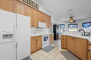 5351 NW 137th Ln, Chiefland, FL 32626 - Photo 9