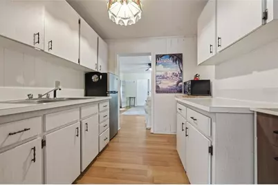 1334 NE 9th St, Street, Gainesville, FL 32601 - Photo 27