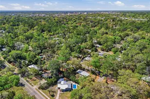 1334 NE 9th St St, Gainesville, FL 32601 - Photo 35