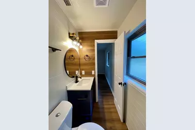 1715 NE 6th Place, Gainesville, FL 32641 - Photo 19