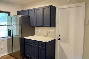 1715 NE 6th Pl, Gainesville, FL 32641 - Photo 11