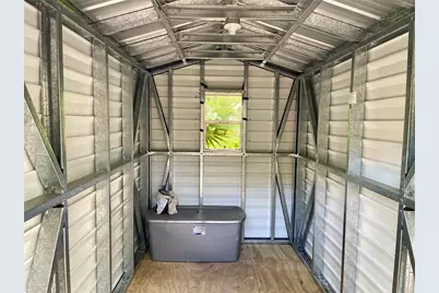 1715 NE 6th Place, Gainesville, FL 32641 - Photo 23