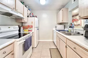 2360 SW Archer Rd, Gainesville, FL 32608 - Photo 15