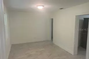 930 NE 12th Ave, Gainesville, FL 32601 - Photo 3