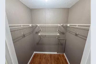 1015 SW 9th Street #D21, Gainesville, FL 32601 - Photo 11