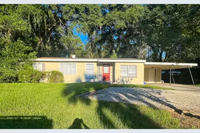 610 NW 34th Terrace, Gainesville, FL 32607 - Photo 1
