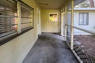 610 NW 34th Ter, Gainesville, FL 32607 - Photo 17