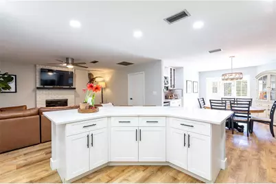 10237 SW 12th Place, Gainesville, FL 32607 - Photo 11