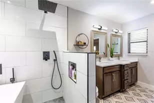 10237 SW 12 Pl, Gainesville, FL 32607 - Photo 17