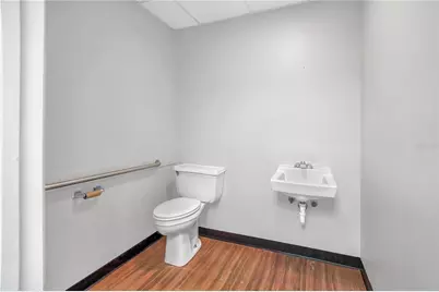 949 Lane Avenue S, Jacksonville, FL 32205 - Photo 17