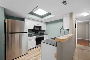 2508 SW 35th Pl, Gainesville, FL 32608 - Photo 3