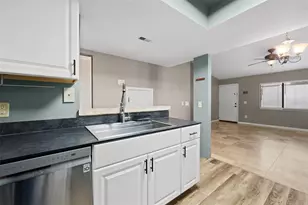 2508 SW 35th Pl, Gainesville, FL 32608 - Photo 3