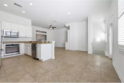 132 NE 4th Street #23, Gainesville, FL 32601 - Photo 11