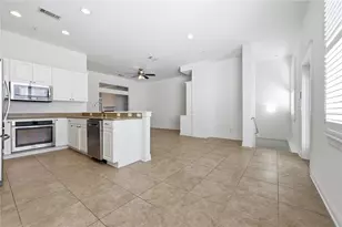 132 NE 4 St, Gainesville, FL 32601 - Photo 11