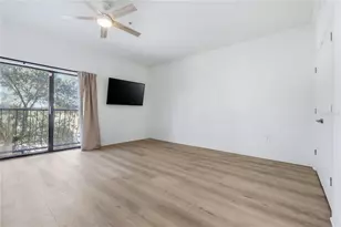 20 SW 6th St, Gainesville, FL 32601 - Photo 5