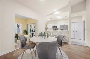 1976 SW 66th Dr, Gainesville, FL 32607 - Photo 9